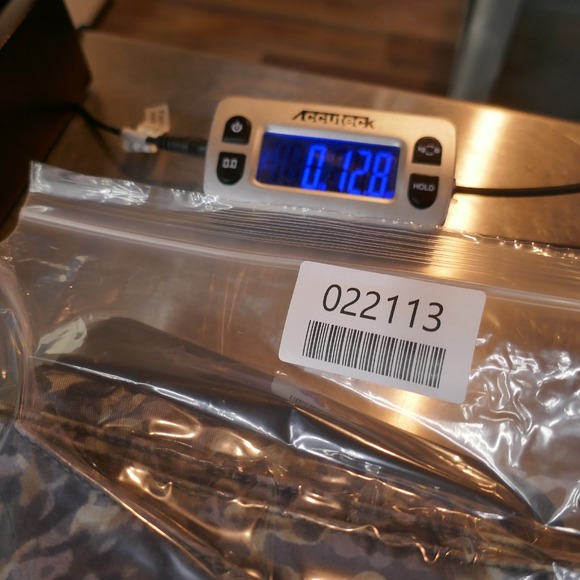 CAbi Womens Modern Camo Skinny Jeans Size 4 Gray‎ 5 Pocket Low Rise Jegging - Picture 13 of 13